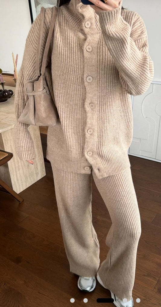 Bergen Knit Set