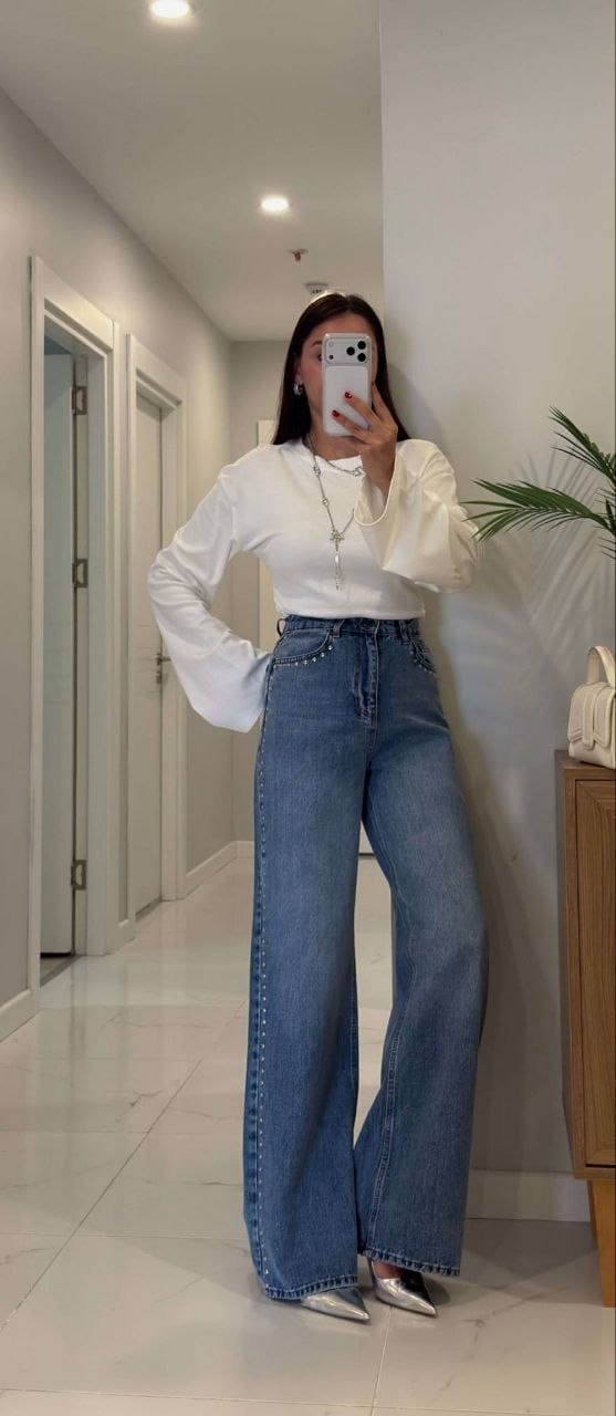 Rodeo Studded Wide-Leg Jeans