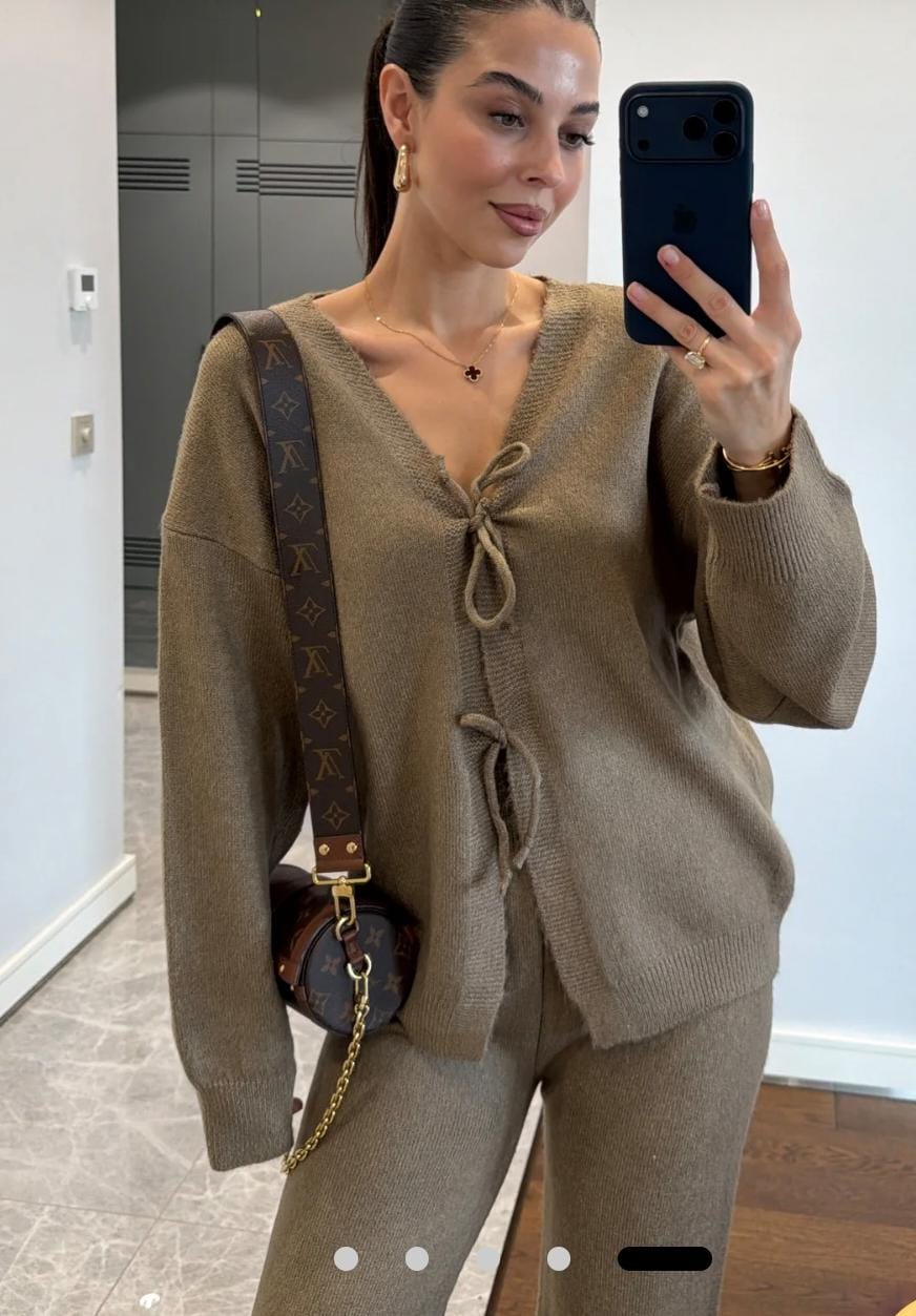 Tallinn Tie Knit set